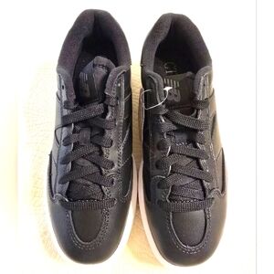 NIB New Balance Unisex CT302 Black Leather Upper Platform Athletic Sneakers